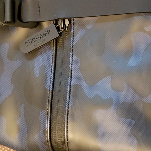 Duchamp of London Waterproof Blue/Black Camo BACKPACK NWT Unisex - Picture 5 of 9